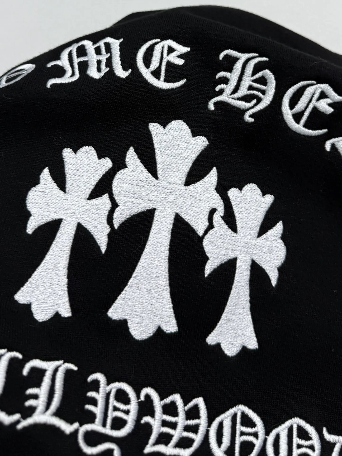 P490 Chrome Hearts Chrome Hearts Sanskrit Cross Embroidery Zipper Hooded Sweatshirt S/M/L